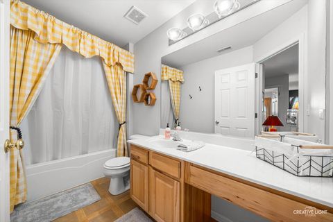 Tiny photo for 422 Merlot Court, Oswego, IL 60543 (MLS # 12545116)