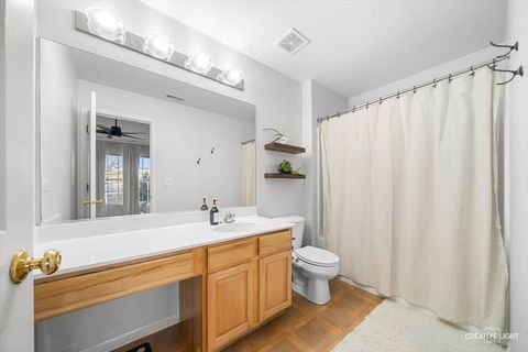 Tiny photo for 422 Merlot Court, Oswego, IL 60543 (MLS # 12545116)