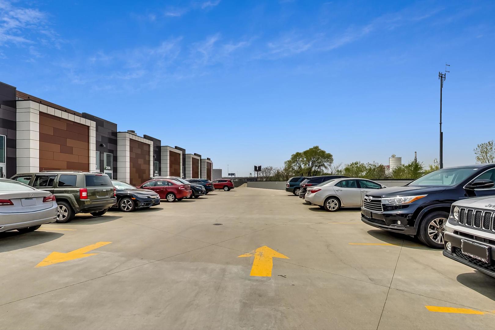 2252 S Archer Avenue 207