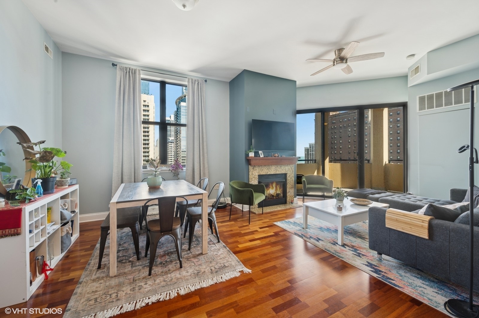 1464 S Michigan Avenue 1401