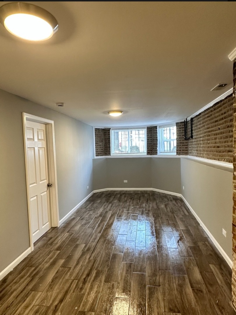 3923 W Lexington Street