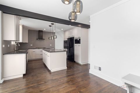 Tiny photo for 607 S Cedar Avenue, Elmhurst, IL 60126 (MLS # 12641784)