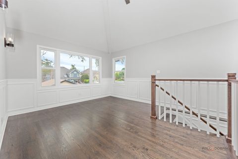 Tiny photo for 607 S Cedar Avenue, Elmhurst, IL 60126 (MLS # 12641784)