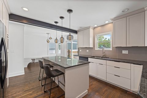 Tiny photo for 607 S Cedar Avenue, Elmhurst, IL 60126 (MLS # 12641784)