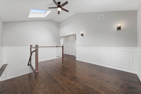 Tiny photo for 607 S Cedar Avenue, Elmhurst, IL 60126 (MLS # 12641784)