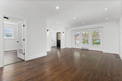 Tiny photo for 607 S Cedar Avenue, Elmhurst, IL 60126 (MLS # 12641784)