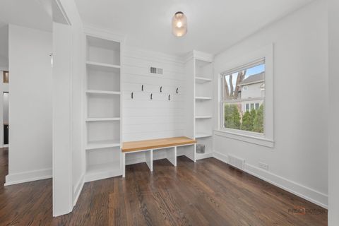 Tiny photo for 607 S Cedar Avenue, Elmhurst, IL 60126 (MLS # 12641784)