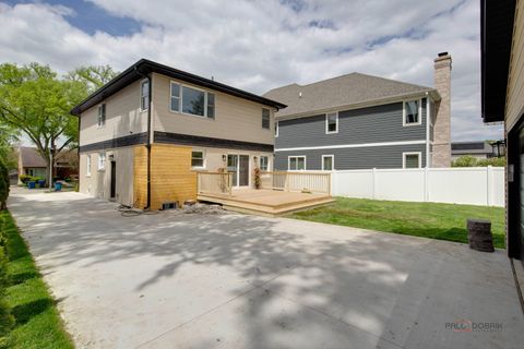 Tiny photo for 607 S Cedar Avenue, Elmhurst, IL 60126 (MLS # 12641784)