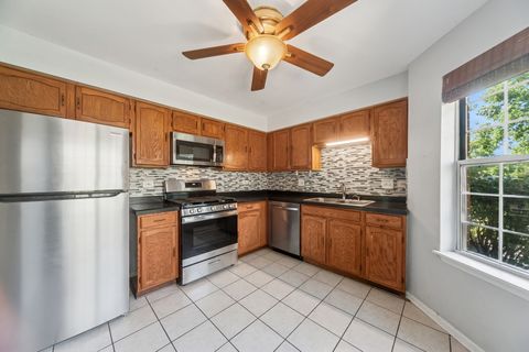 Tiny photo for 476 W Happfield Drive #10AL, Arlington Heights, IL 60004 (MLS # 12462523)