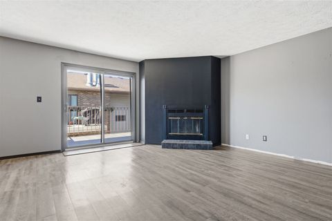 Tiny photo for 1916 Tracy Drive #48, Bloomington, IL 61704 (MLS # 12582810)