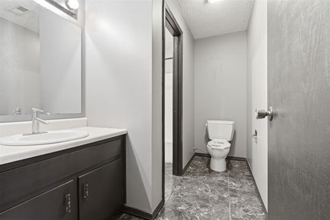 Tiny photo for 1916 Tracy Drive #48, Bloomington, IL 61704 (MLS # 12582810)