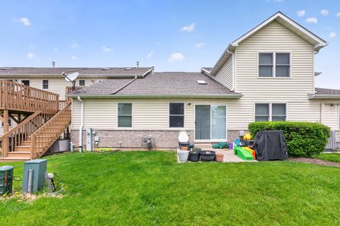 Tiny photo for 3925 South Pointe Drive #B, DeKalb, IL 60115 (MLS # 12668455)