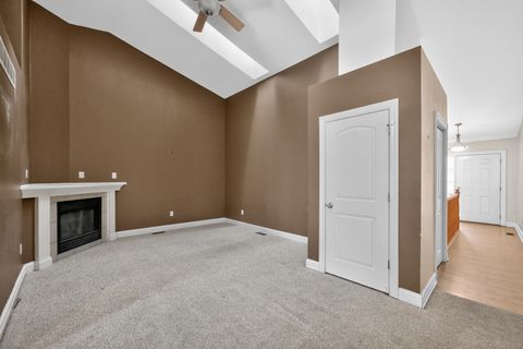 Tiny photo for 3925 South Pointe Drive #B, DeKalb, IL 60115 (MLS # 12668455)