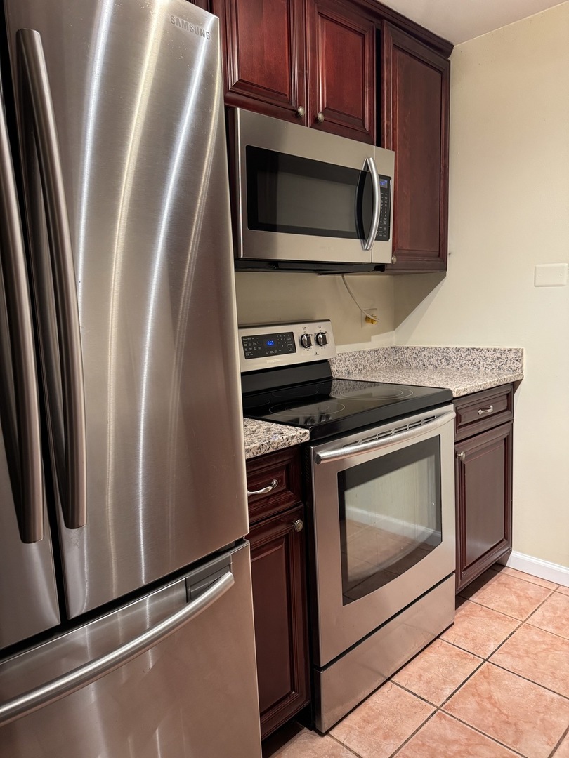 1625 Sheridan Road 313