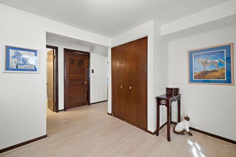 Tiny photo for 404 Lucille Avenue, Fox River Grove, IL 60021 (MLS # 12606465)