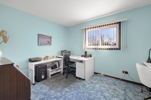 Tiny photo for 404 Lucille Avenue, Fox River Grove, IL 60021 (MLS # 12606465)