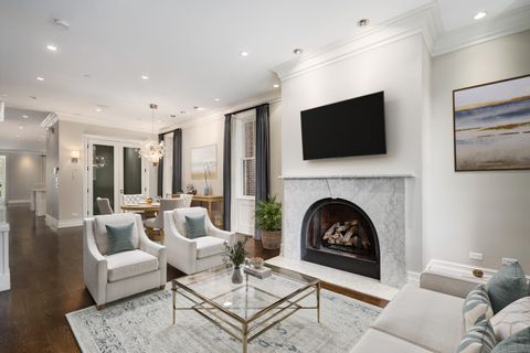 Tiny photo for 2227 N Magnolia Avenue, Chicago, IL 60614 (MLS # 12450933)