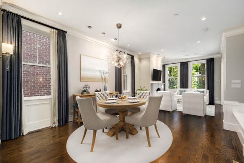Tiny photo for 2227 N Magnolia Avenue, Chicago, IL 60614 (MLS # 12450933)