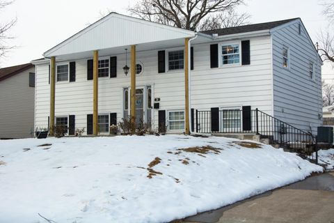 Photo of 30 Ridge Lane Drive, Decatur, IL 62521 (MLS # 12533154)