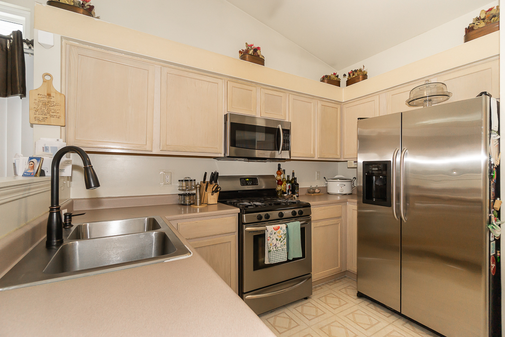23313 W Odessa Court 23313