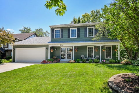 Photo of 816 Canyon Run Road, Naperville, IL 60565 (MLS # 12767801)