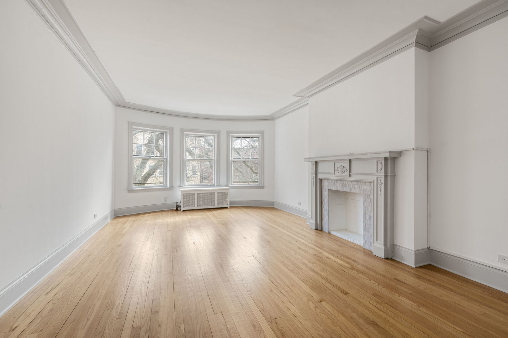 650 Hinman Avenue 2B