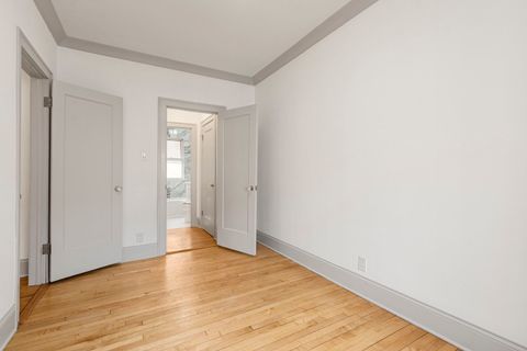 Tiny photo for 650 Hinman Avenue #2B, Evanston, IL 60202 (MLS # 12595403)