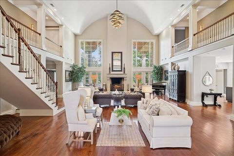 Tiny photo for 24 Bridlewood Road, Northbrook, IL 60062 (MLS # 12614988)