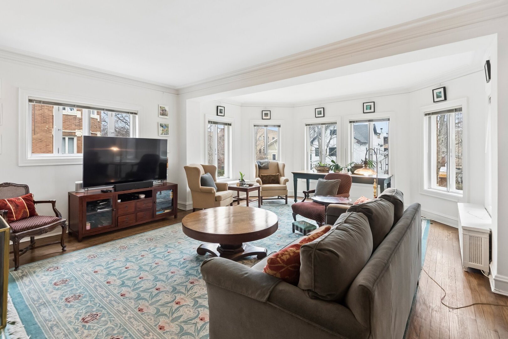 548 Michigan Avenue 2