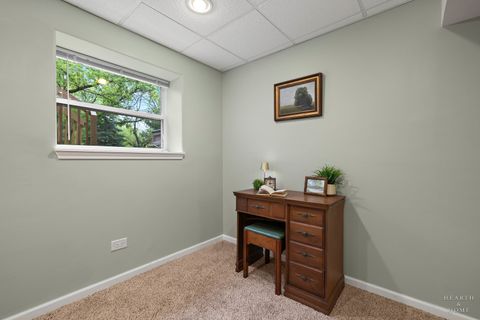 Tiny photo for 501 Deer Run Road, Lakemoor, IL 60051 (MLS # 12627271)