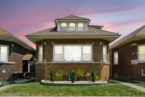 Tiny photo for 9439 S MAY Street, Chicago, IL 60620 (MLS # 12455856)