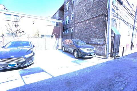 Tiny photo for 6122 N Winthrop Avenue #B, Chicago, IL 60660 (MLS # 12673634)