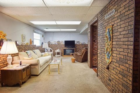 Tiny photo for 4034 Denley Avenue, Schiller Park, IL 60176 (MLS # 12424730)