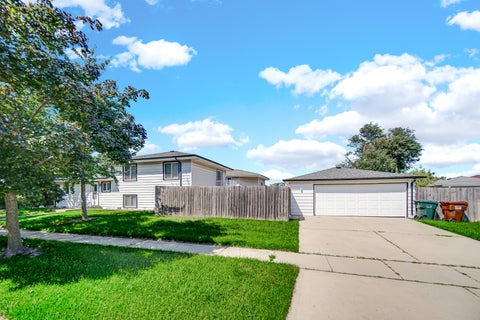 Tiny photo for 18107 Kostner Avenue, Country Club Hills, IL 60478 (MLS # 12751366)