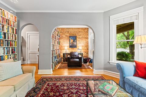 Tiny photo for 6223 N Magnolia Avenue #1N, Chicago, IL 60660 (MLS # 12456451)