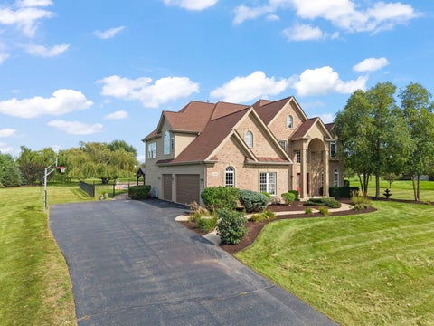 Tiny photo for 5320 Goldenrod Drive, Oswego, IL 60543 (MLS # 12743965)