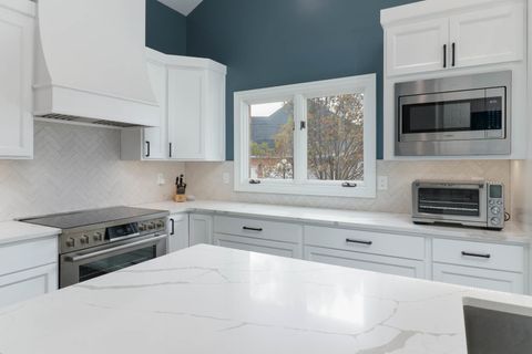 Tiny photo for 1908 Crimson Lane, Bloomington, IL 61704 (MLS # 12506927)