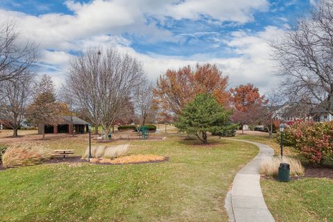 Tiny photo for 1908 Crimson Lane, Bloomington, IL 61704 (MLS # 12506927)