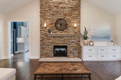 Tiny photo for 1908 Crimson Lane, Bloomington, IL 61704 (MLS # 12506927)