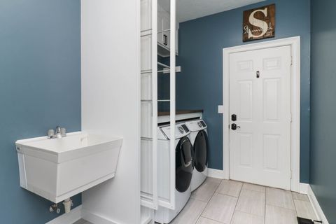 Tiny photo for 1908 Crimson Lane, Bloomington, IL 61704 (MLS # 12506927)