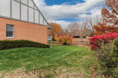 Tiny photo for 1908 Crimson Lane, Bloomington, IL 61704 (MLS # 12506927)