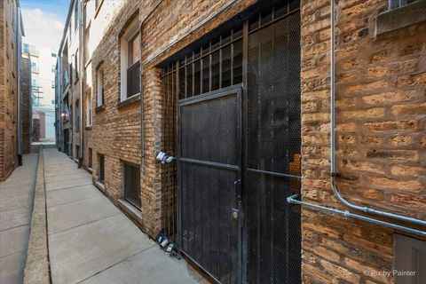 Tiny photo for 726 Hinman Avenue #2E, Evanston, IL 60202 (MLS # 12607185)