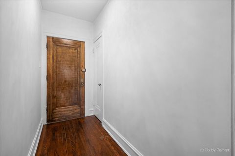Tiny photo for 726 Hinman Avenue #2E, Evanston, IL 60202 (MLS # 12607185)