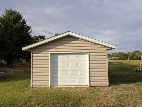Tiny photo for 604 W Oregon Street, Polo, IL 61064 (MLS # 12489835)