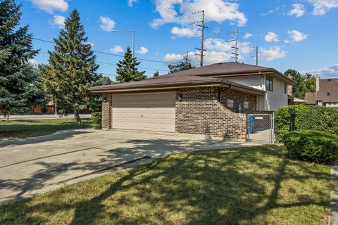 Tiny photo for 1750 W Woodland Avenue, Addison, IL 60101 (MLS # 12522348)