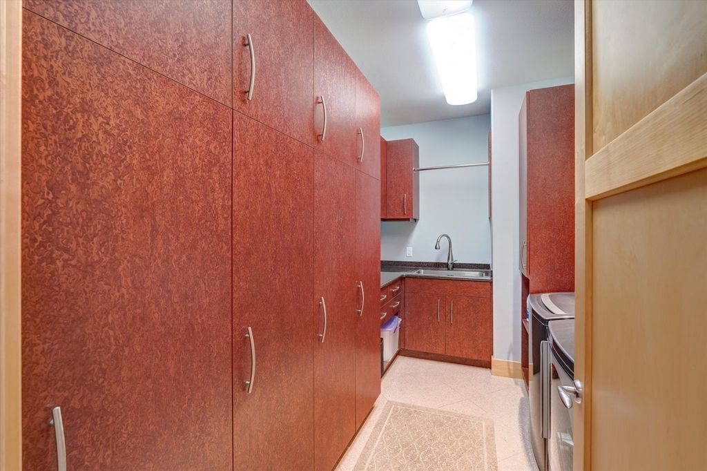 listing image 116