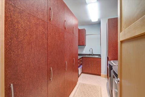 listing image 116