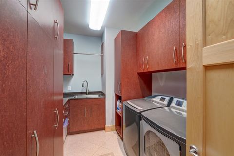 listing image 117