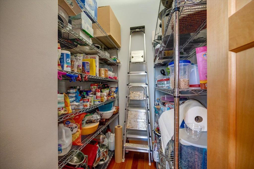 listing image 84