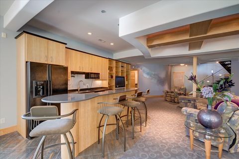 listing image 108
